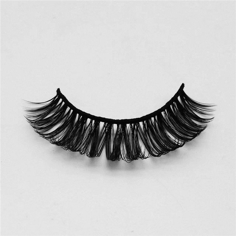 Ciglia Cat-Eye da 15 mm D Curl Russian Strip Lashes
