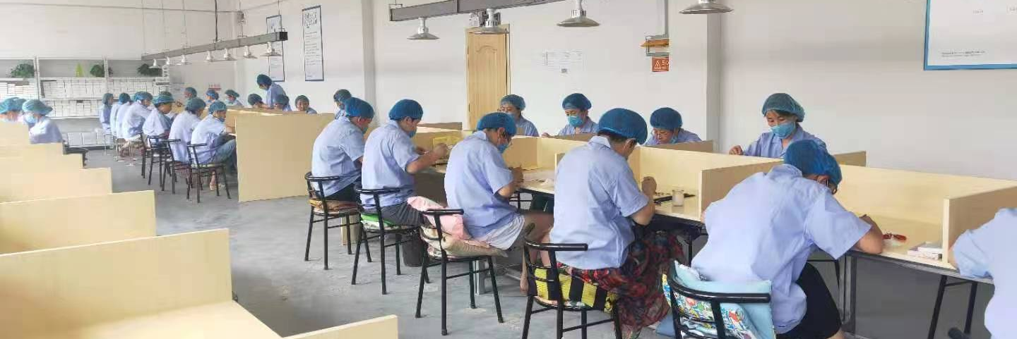 Pingdu Sparkling Eyelash® guida l'aggiornamento del settore della produzione di ciglia finte nello Shandong