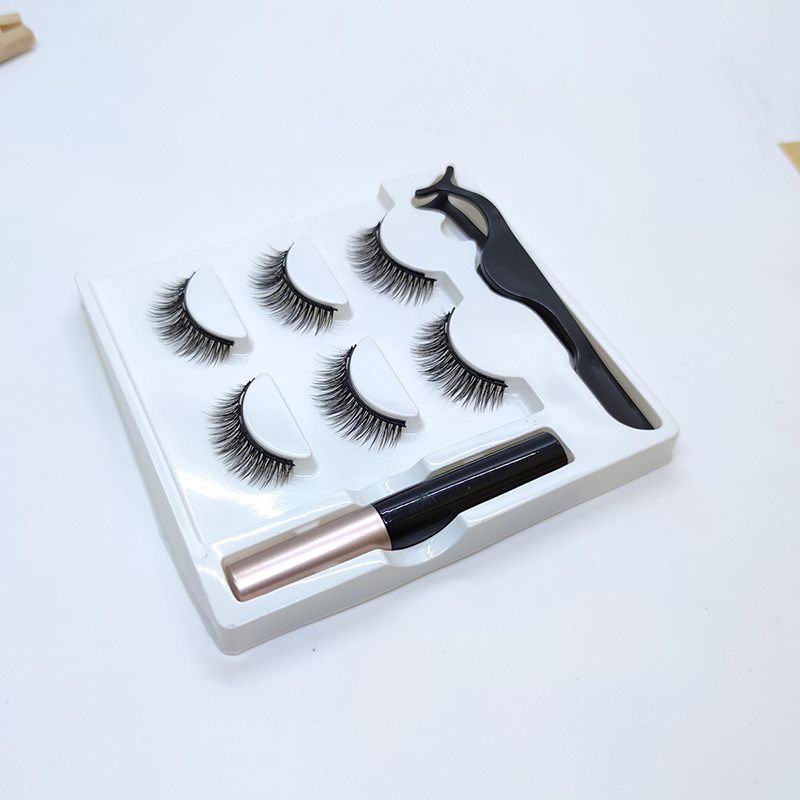 3 paia di ciglia magnetiche con eyeliner magnetico impermeabile